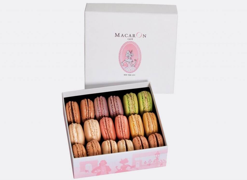 Medium Luxury Gift Box of Macarons
