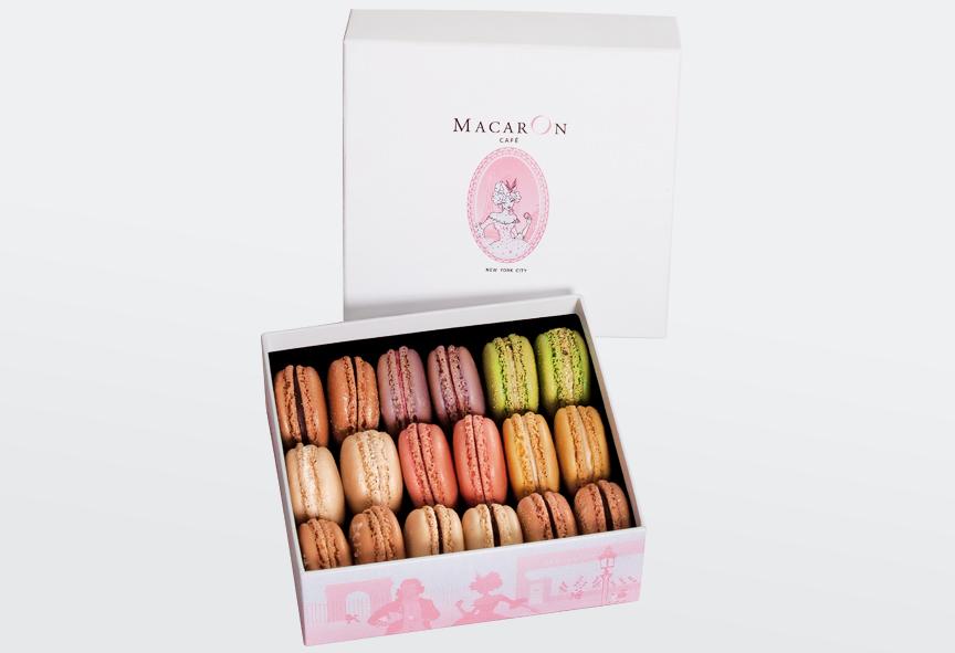 Medium Luxury Gift Box of Macarons