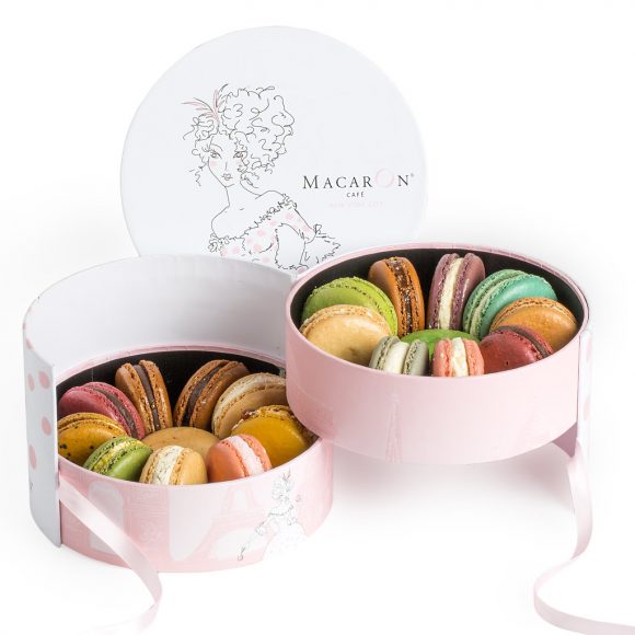 Queen Catherine de Medicis Box of 20 Macarons (Manhattan Only)